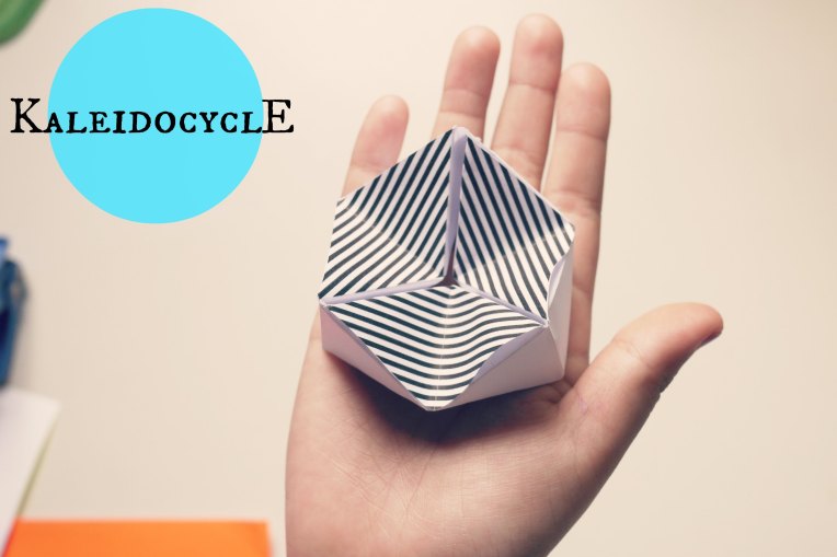 kaleidocycle // mono+co