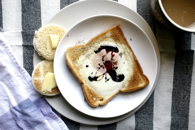 egg in toast