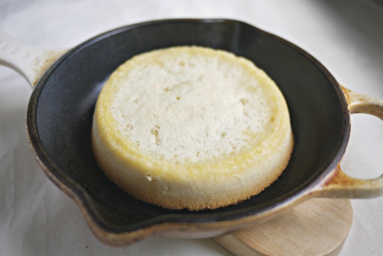 Extra Thick Kewpie Mayo Banana Buttermilk Pancakes // MonoandCo