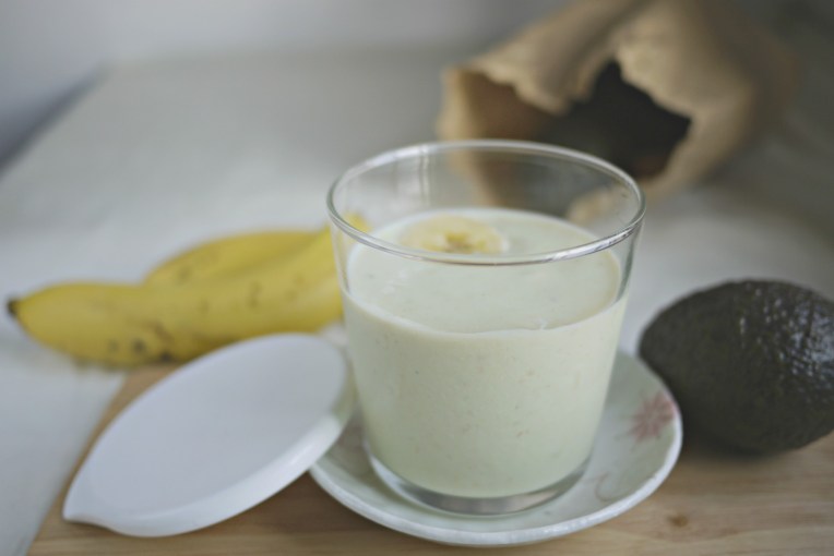 Banana Avocado Smoothie // Mono+Co