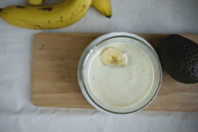 Banana Avocado Smoothie // Mono+Co