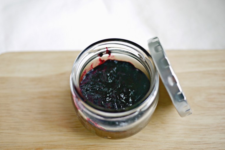 Tiny Batch Blueberry Compote // Mono+Co