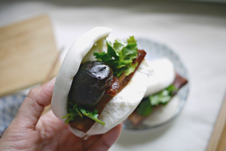 veg braised pork bun 002