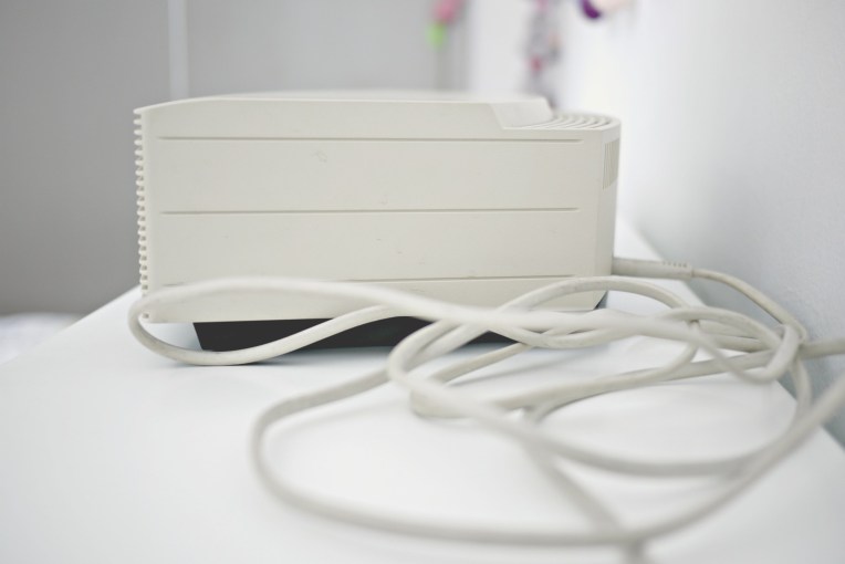 Taming Cord Mess // Mono+Co