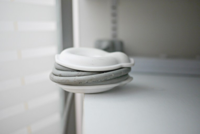 Taming Cord Mess // Mono+Co