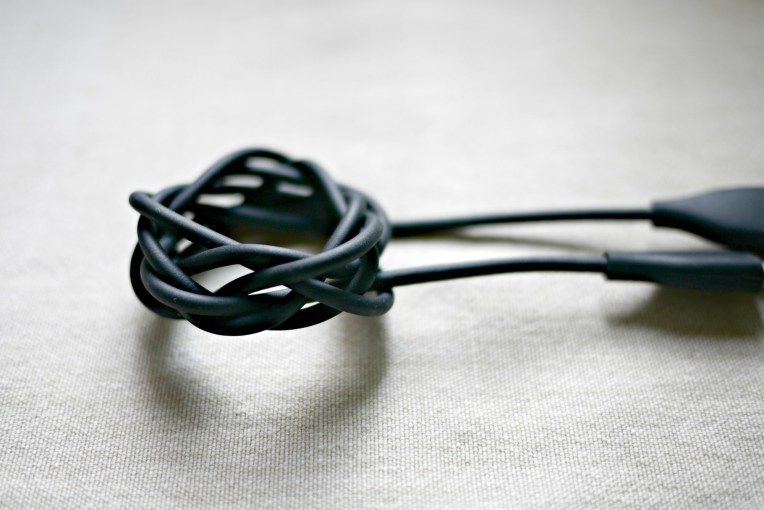 Taming Cord Mess // Mono+Co