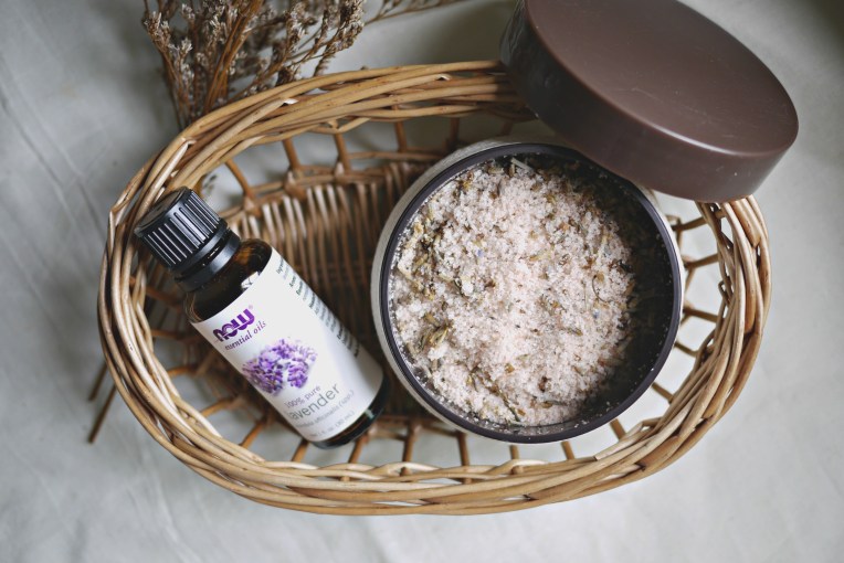 DIY Lavender Potpourri // Mono+Co