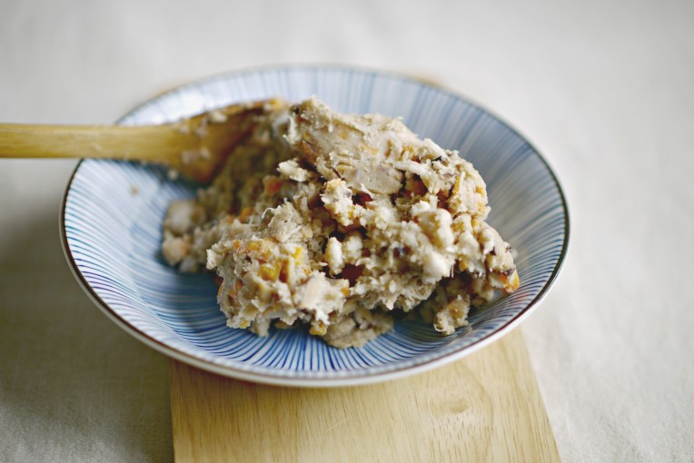 2016-10-10-005tossednoodles_nhorhiang