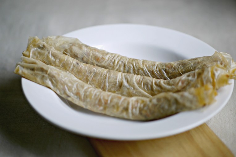 2016-10-10-007tossednoodles_nhorhiang