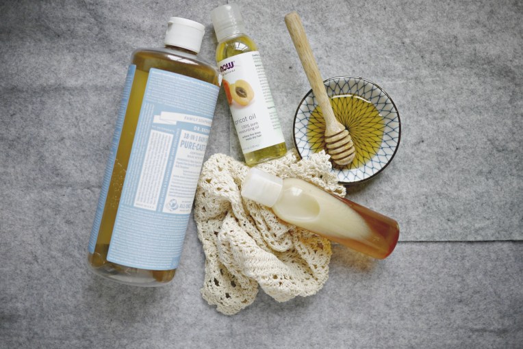 Homemade Honey + Apricot Oil Body Wash // Mono + Co