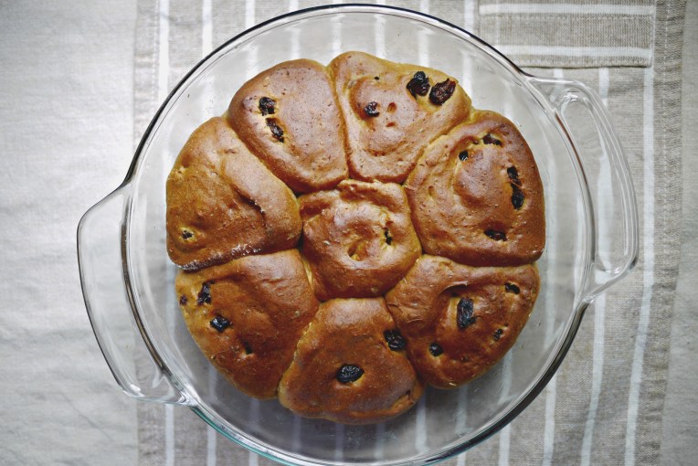 Carrot Cinnamon Raisin Buns // Mono + Co