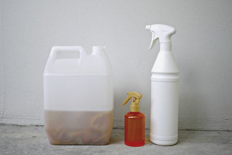 DIY Scented Vinegar Cleaner // Mono + Co