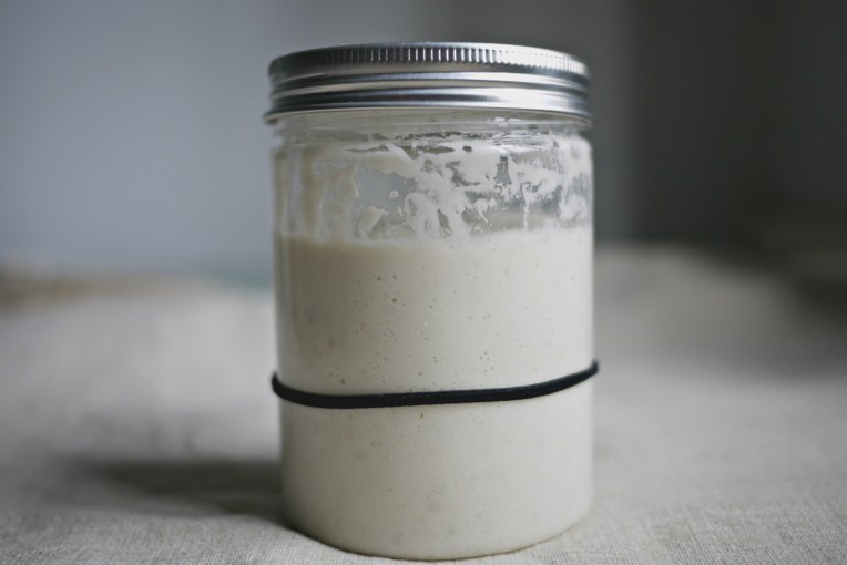 Natural Starter Walnut Boulet // Mono + Co