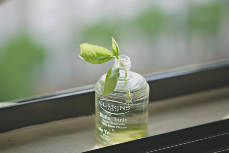 Reuse And Repurpose : Glass Jars and Bottles // Mono+Co