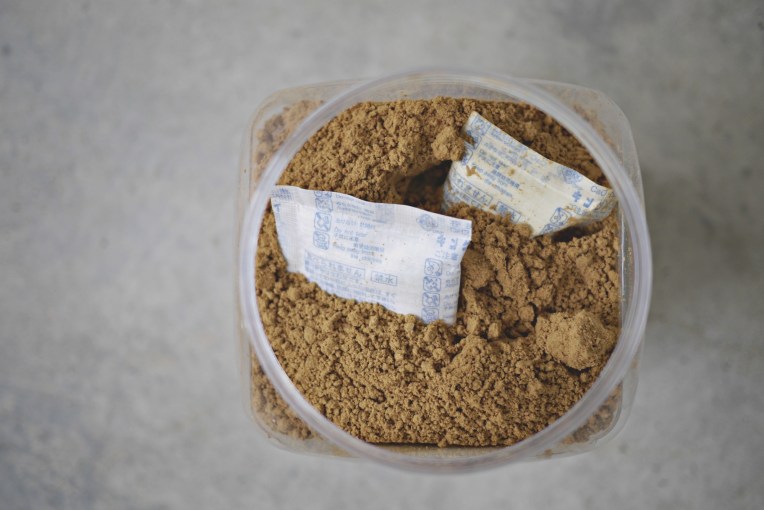 5 Pantry Items As Natural Bath And Beauty Products // Mono + Co