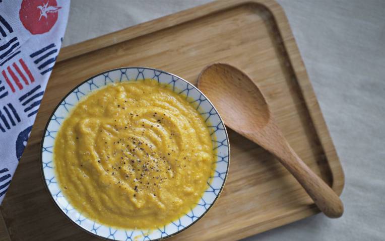 Ugly Carrots // Mono + Co