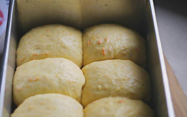 Ugly Carrots // Mono + Co