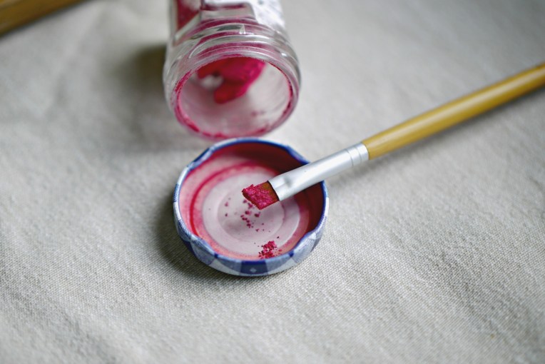 On Packing (Almost Zero Waste) Toiletries For A Short Trip // Mono + Co