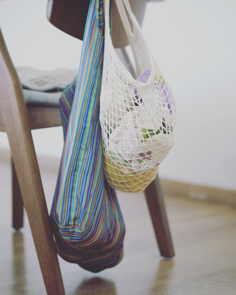 How I unpack, organise and store my weekly zero waste groceries // Mono+Co