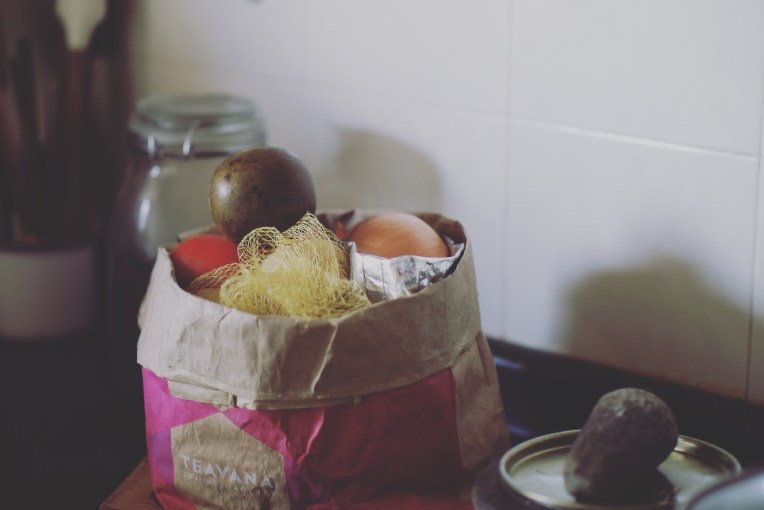 How I unpack, organise and store my weekly zero waste groceries // Mono+Co