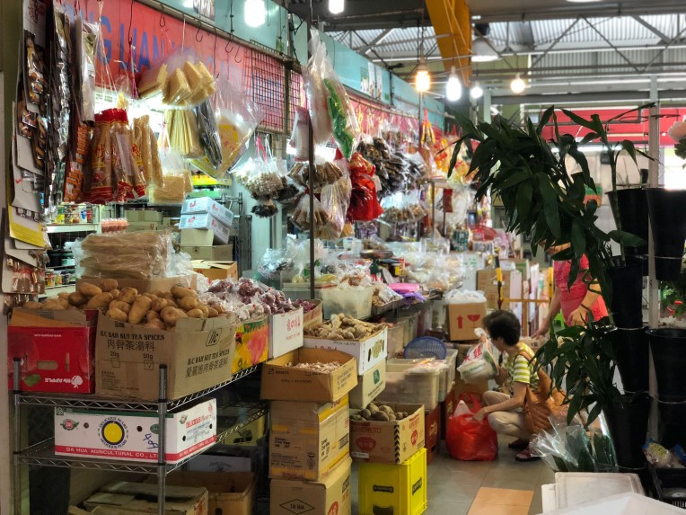 How I unpack, organise and store my weekly zero waste groceries // Mono+Co