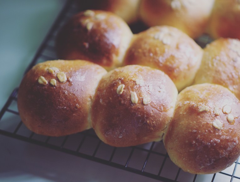 Homemade Oat Flour // Mono + Co