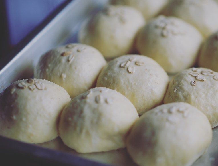 Homemade Oat Flour // Mono + Co